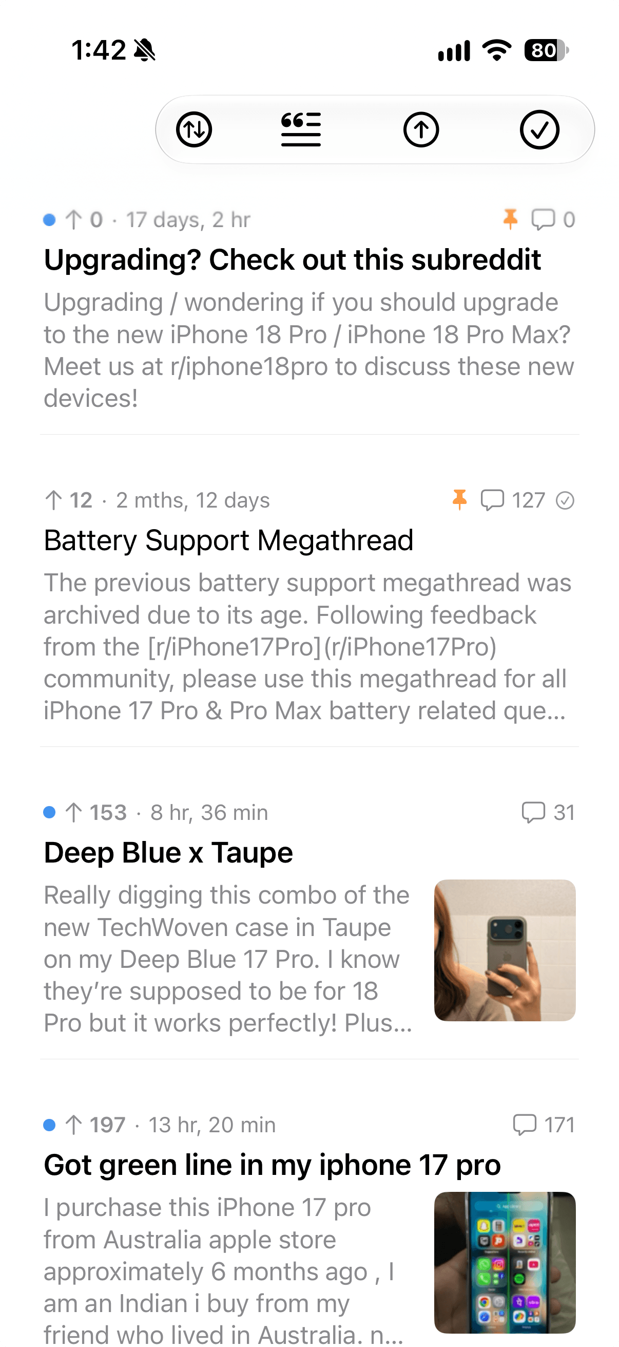 RSSum on iPhone: subreddit feed · light